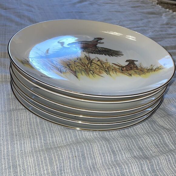 Clark Bronson Set of 6 Decorative Plates with Case - Picture 10 of 16